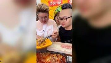 娱乐吃瓜酱理发